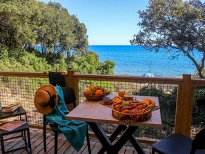 Outdoor dining - Cozy bungalow with terrace - 2 guests (Linguizzetta)