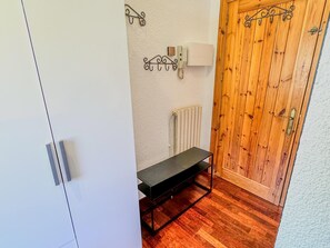 Interior - Panoramic Studio in El Tarter with Parking - 4 pax (El Tarter)