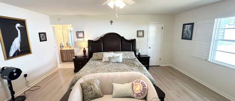 2 bedrooms, WiFi, bed sheets