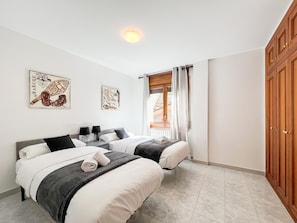 4 bedrooms, WiFi