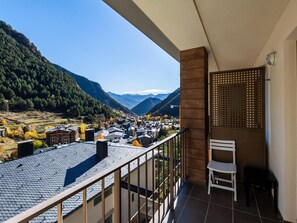 Unclassified image, 5 of 30, button - Arinsal Apartment 4 pers, 2 bdrm, elevator, near lift (Arinsal)