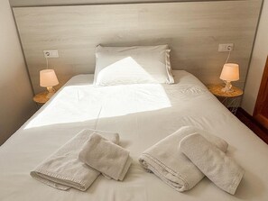 2 室のベッドルーム、WiFi