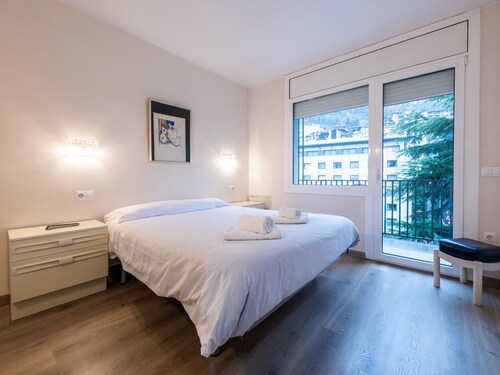 Appartement Moderne 3 Chambres, Centre-ville, Andorre