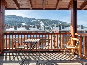 Outdoor dining - Cozy Studio in El Tarter - 2 people, near slopes (El Tarter)