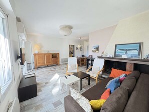 TV - Renovated villa 800m from beach - 7 guests (Biscarrosse Plage)