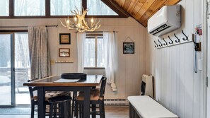 House (3 Bedrooms) | Interior - Evergreen Lodge by Avantstay Poconos Lake Cabin + Fireplace + Large Deck + Near Jack Frost & Kalahari (Pocono Lake)