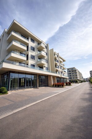 Exterior - Wonderful 2-bedroom apartment with AC in charming Ulcinj Long Beach Montenegro (Ulcinj)