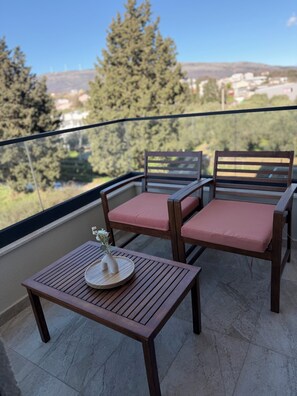 Property grounds - Wonderful 2-bedroom apartment with AC in charming Ulcinj Long Beach Montenegro (Ulcinj)