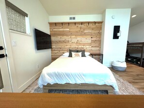 2 bedrooms, free WiFi, bed sheets