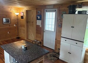 Interior - Charming 1-bedroom house on 2 acres in peaceful Orrington (Orrington)