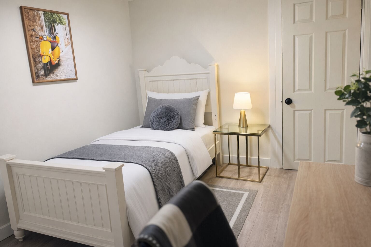 2 bedrooms, desk, iron/ironing board, free WiFi