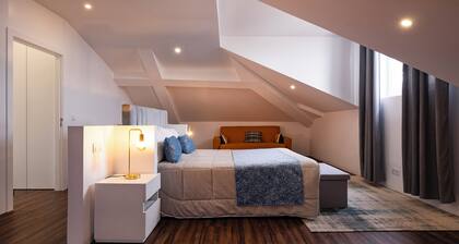 Snuggly Corner by Trip2Portugal