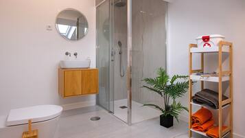 Apartment | Bathroom