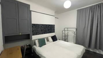 4 habitaciones, tabla de planchar con plancha y wifi gratis