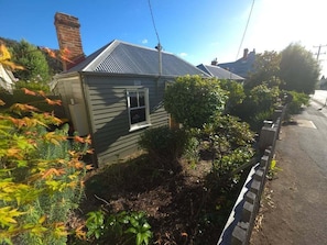 Unclassified image, 5 of 24, button - Cascade Cottage | Circa 1840 (Hobart City)