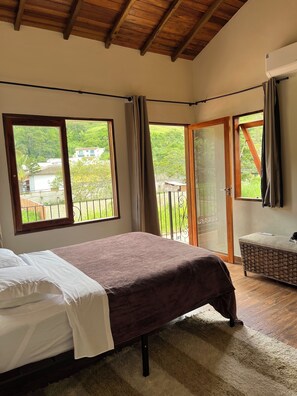 3 bedrooms, iron/ironing board, Internet, bed sheets - Complete house in Paraty (Paraty)