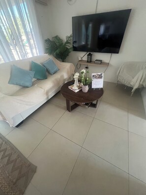 Luxury Villa, Garden View | Living area | Toys - villa privada luxu (Capellania)