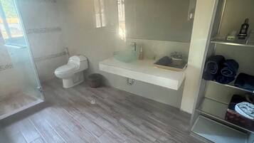 Luxury Villa, Garden View | Bathroom