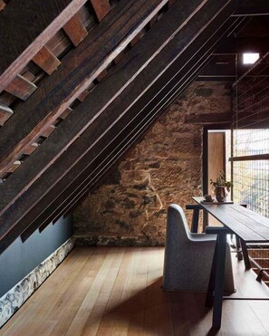 Unclassified image, 5 of 25, button - The Barn Tasmania Circa 1820 (Hobart City)