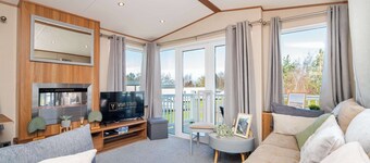 Family Friendly -Pet OK - Long Stay- Wi-Fi-Sleep 7