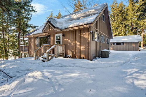 Cozy Pines on Diamond Lake