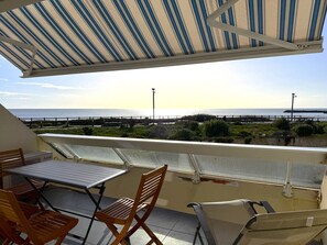 Outdoor dining - MER DU SUD - Studio Héliopolis C 62 - Luxury - 2 people (AGDE)