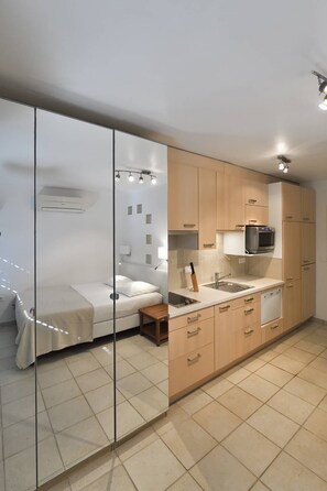 1 bedroom, free WiFi - AVORIO - Studio Héliopolis D 12 - Luxury - 2 people (AGDE)