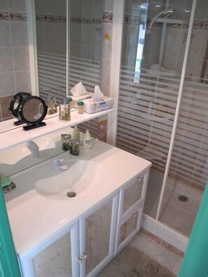 Hair dryer - Studio Héliopolis E 20 - 2 people (AGDE)