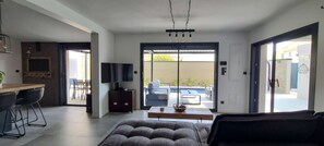 TV - Villa Balagan - Villa El Pueblo 7 with swimming pool - Luxe - 6 people (AGDE)