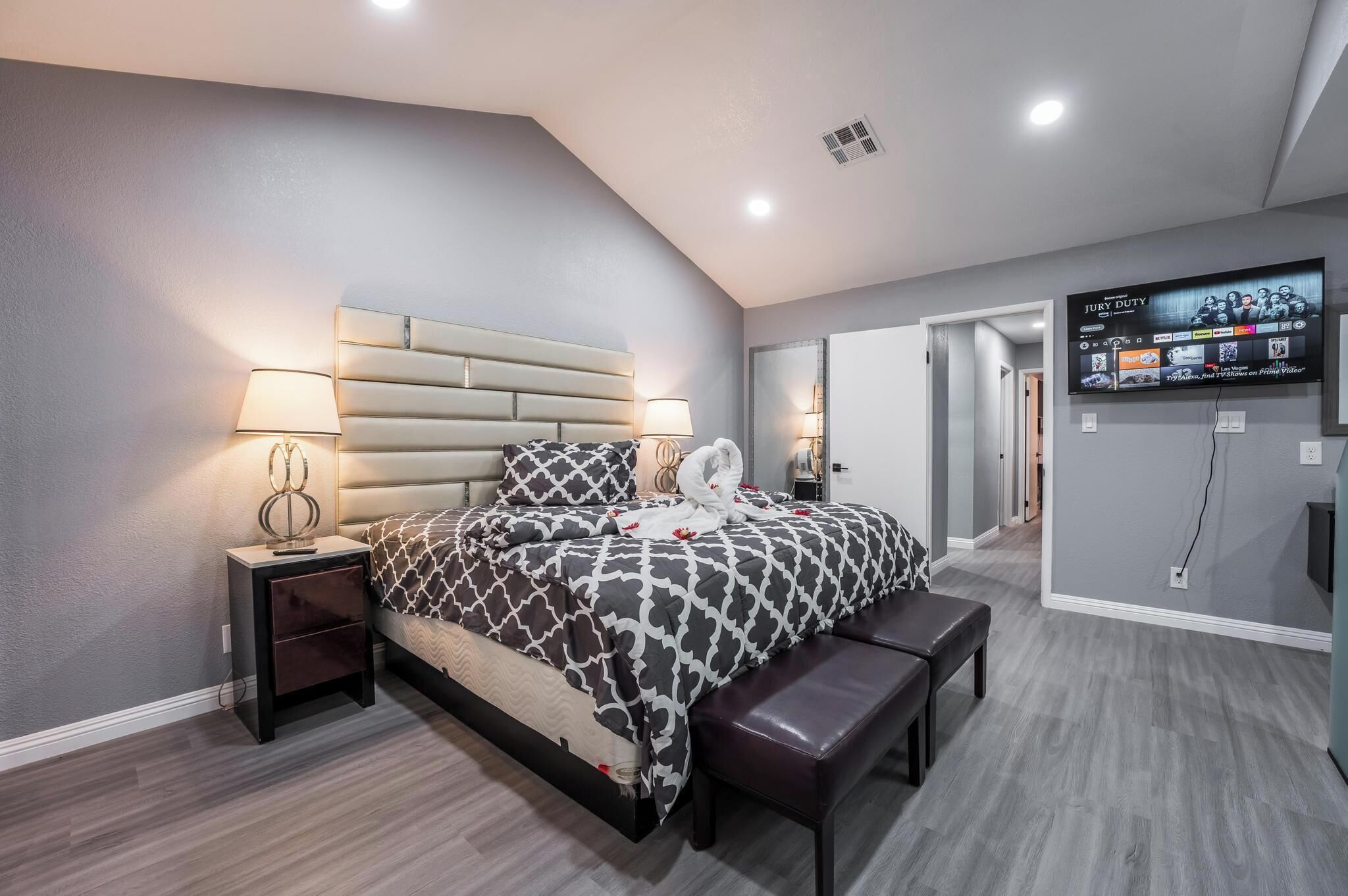 3 dormitorios, tabla de planchar con plancha, wifi gratis y ropa de cama