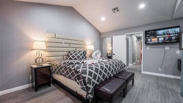 3 dormitorios, tabla de planchar con plancha, wifi gratis y ropa de cama