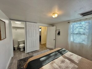 Unclassified image, 4 of 29, button - Historic Downtown Nook | Central SLC, Walkable (Salt Lake City)