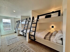 5 chambres, fer et planche à repasser, lit parapluie, Wi-Fi gratuit