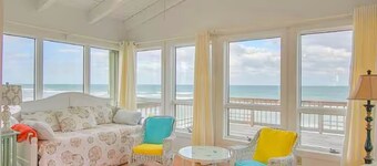 Direct Oceanfront Melbourne Beach House w/ Large Private Balcony and Steps to Beach Access! 🌊