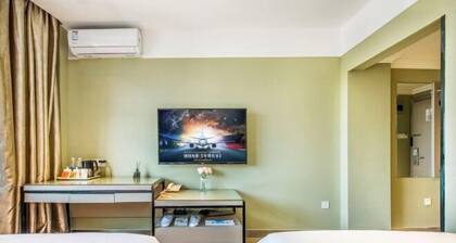 Meiyi Hotel(Urumqi Hongshan Park Xinxing Street Subway Station Store)