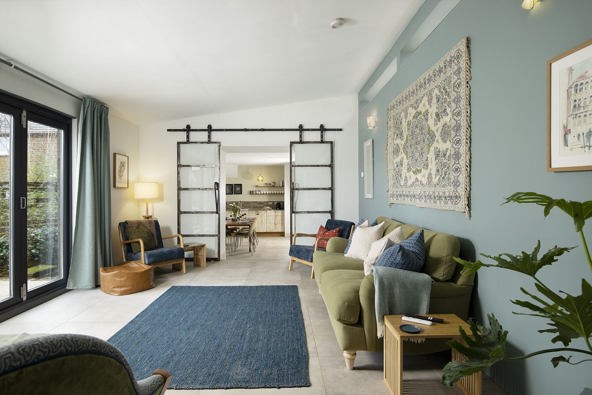 The Artists House Sitting Room - StayCotswold