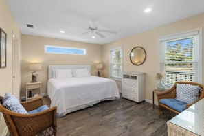 4 bedrooms, free WiFi, bed sheets - NEW LISTING! A License to Chill, 4BD/3BA gulf front w/panoramic views, private pool, pet friendly! (Port St. Joe)