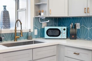 Private kitchen - Stunning West Hollywood Home (Los Angeles)