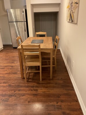 Dining - Home Away from Home
Bright & Spacious Basement Apt Stylish & Comfortable (Mississauga)