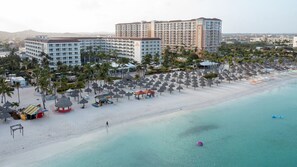Beach - Marriott Aruba Surf Club Studio (Noord)