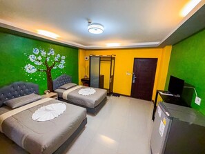 Chambre Deluxe avec lits jumeaux, balcon, vue colline