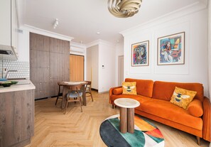 TV - Warszawa Rakowiec Superior Apartment (Warszawa)