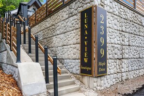 Exterior detail - Luna View | Steps to Sister Bay Beach + Walk to Downtown (Sister Bay)