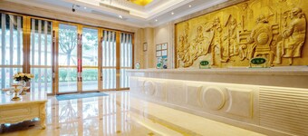 Vienna Intl. Hotel Baiyun Airport