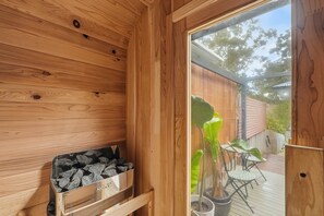 Interior - Taroona Hideaway – 3 Bed House with Sauna (Taroona)