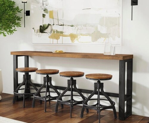 Awesome 6-bedroom house in quaint Ellsworth perfect for families