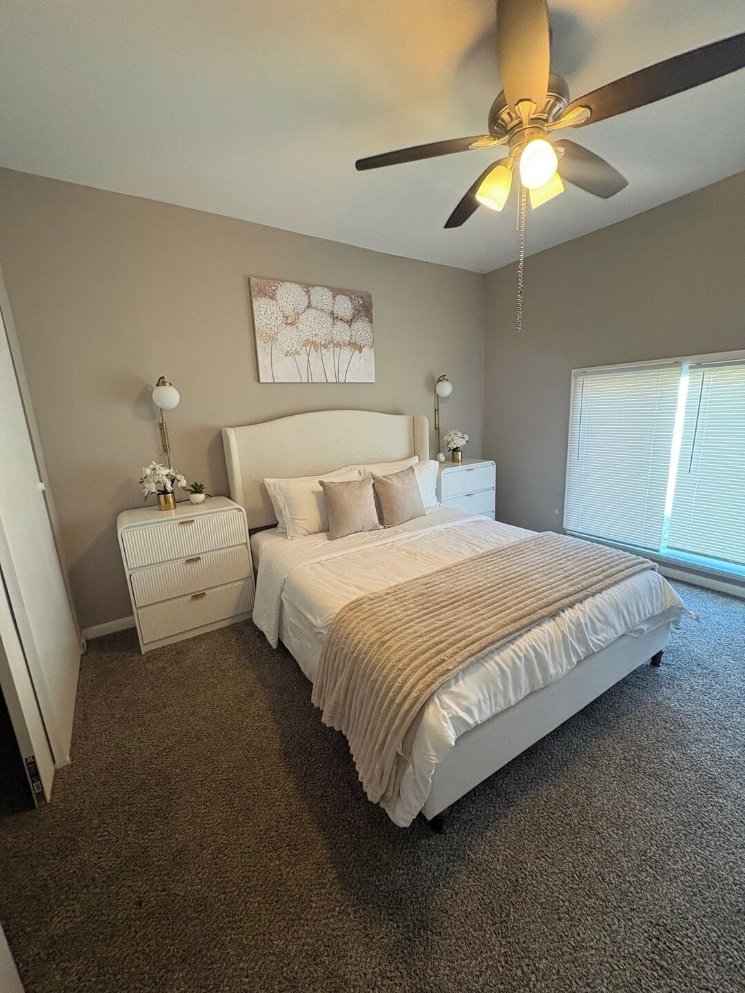 4 habitaciones, tabla de planchar con plancha y wifi gratis 