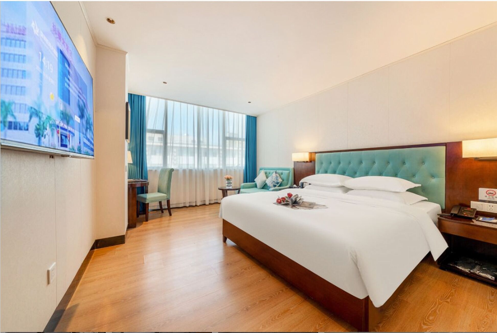 Comfort dubbelrum - utsikt mot staden