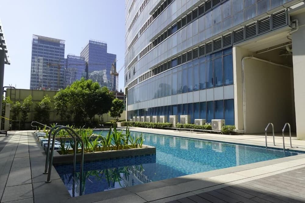 Cozy 1BR Apartment in City of BGC, Taguig