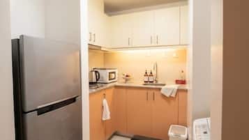 Condo, City View | Private kitchen
